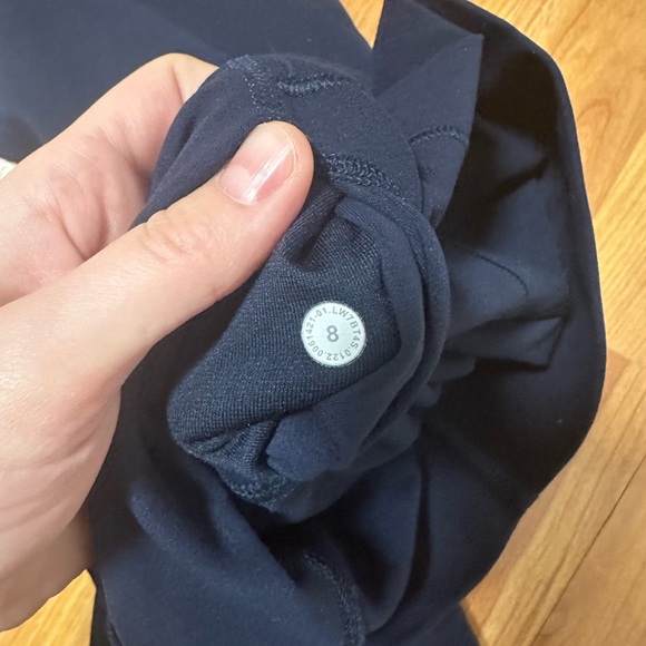 lululemon athletica Blue Bike Shorts with Mid-Thigh Length and Wide Waistband - Picture 3 of 3